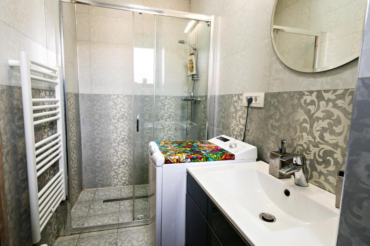 Sunrise Tampa Residence Μπρασόβ Εξωτερικό φωτογραφία